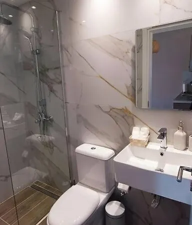 Verano Oasis Apartment_near The Sea-free Parking